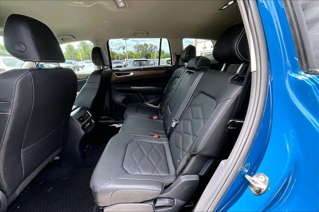 used 2026 Volkswagen Atlas car, priced at $43,750