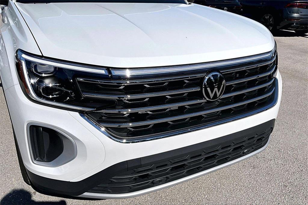new 2026 Volkswagen Atlas car, priced at $39,670