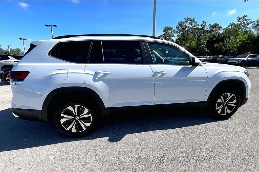 new 2026 Volkswagen Atlas car, priced at $39,670