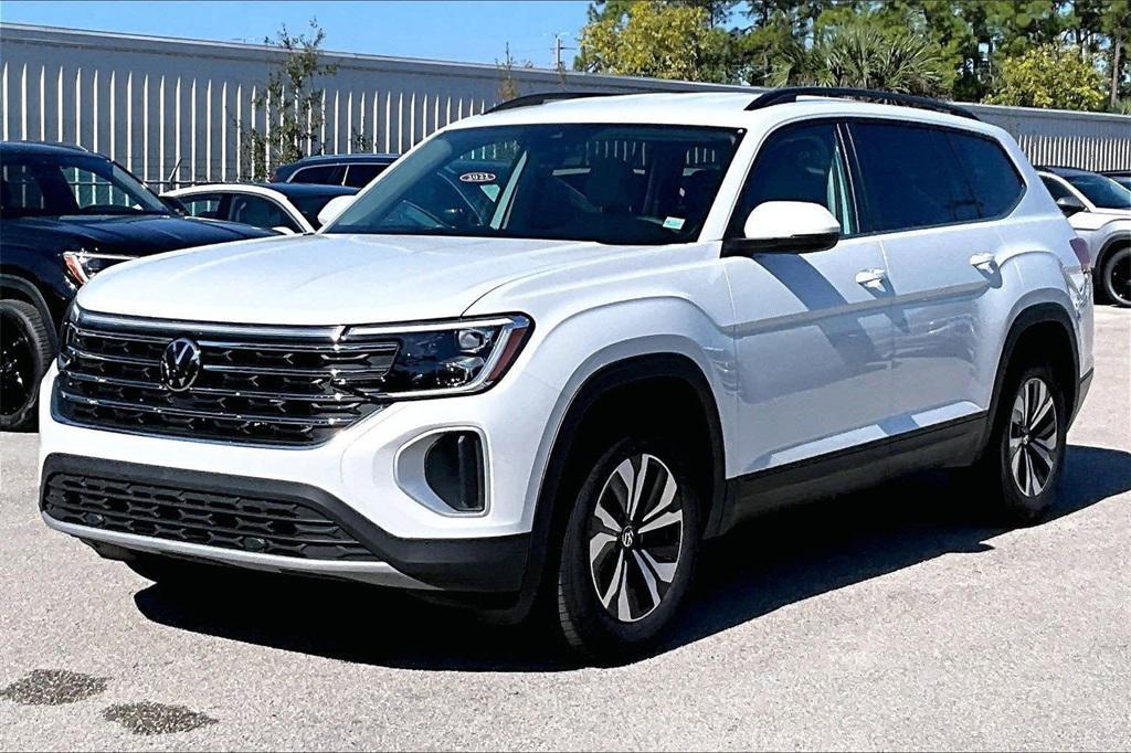 new 2026 Volkswagen Atlas car, priced at $39,670