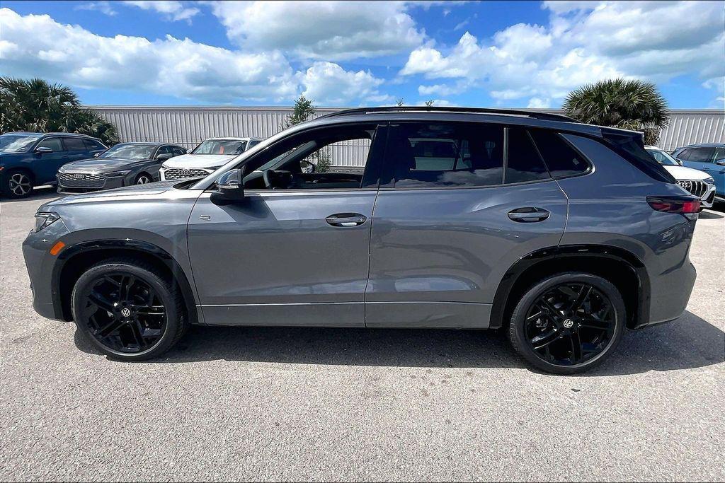 new 2026 Volkswagen Tiguan car, priced at $37,403