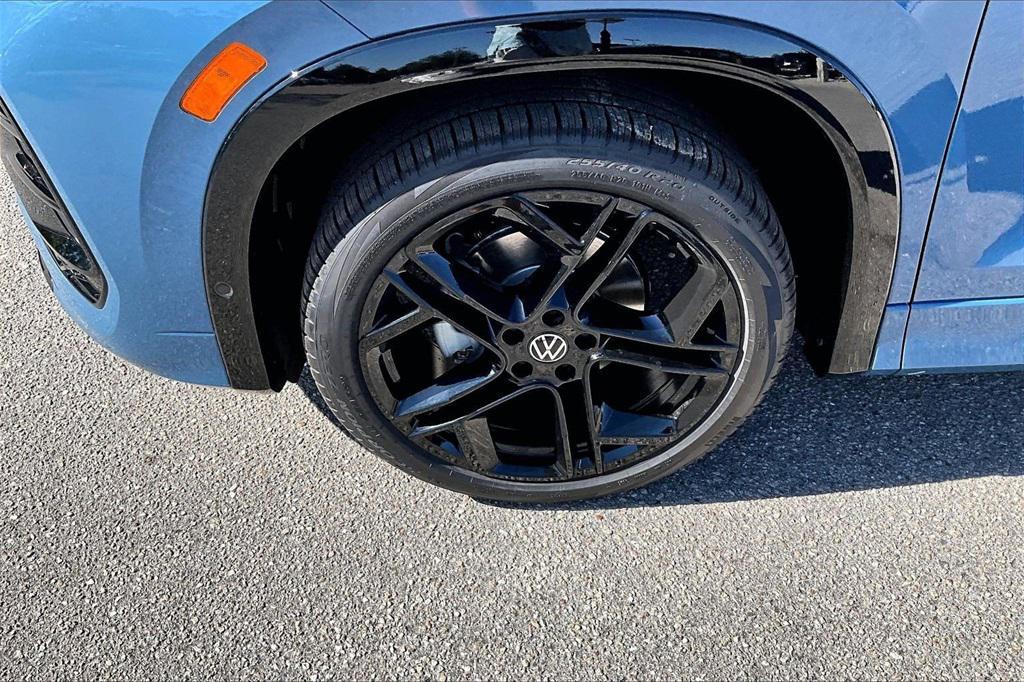 new 2026 Volkswagen Tiguan car, priced at $38,305