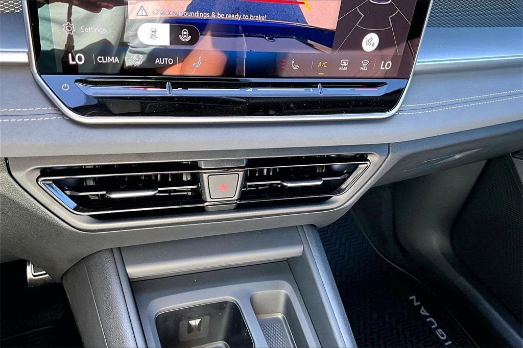 new 2026 Volkswagen Tiguan car, priced at $38,305