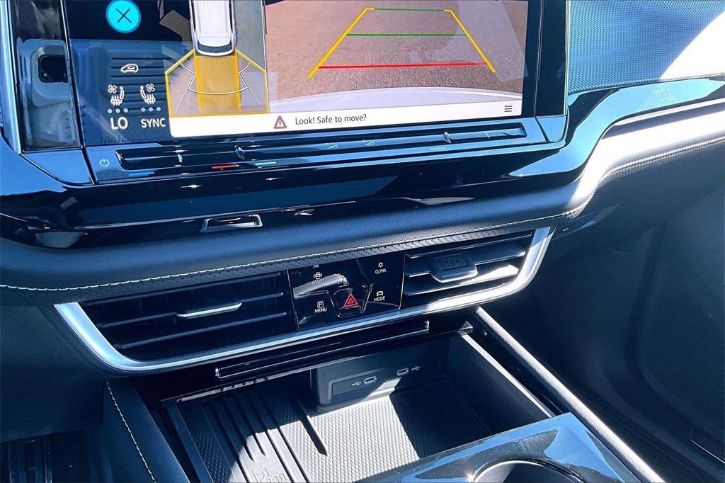 new 2026 Volkswagen Atlas Cross Sport car, priced at $52,002