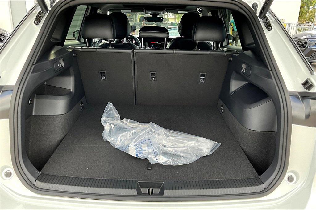 new 2026 Volkswagen Tiguan car, priced at $37,596