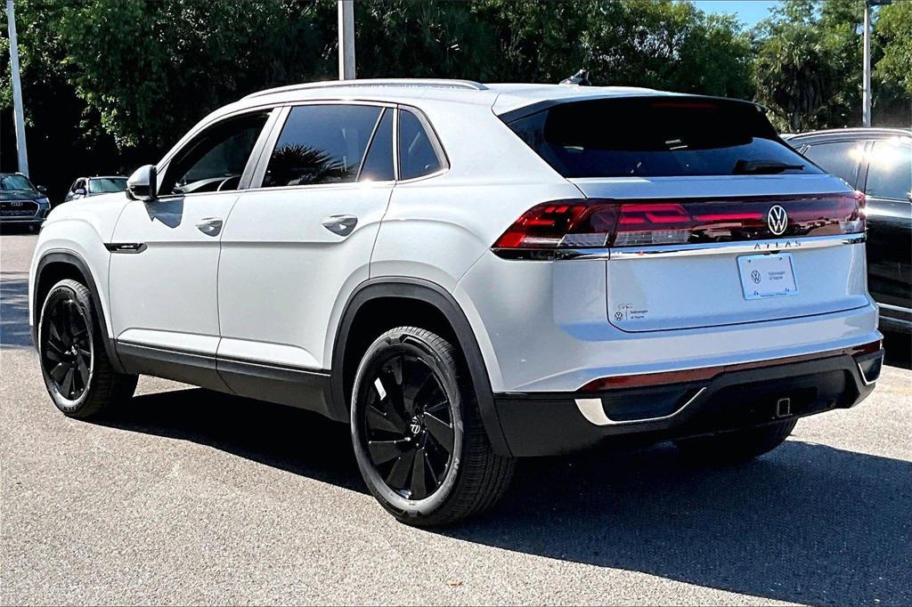 new 2026 Volkswagen Atlas Cross Sport car, priced at $42,816