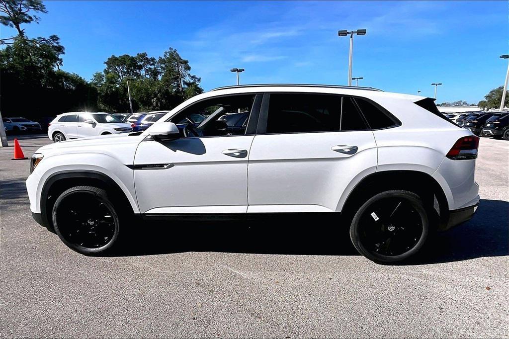new 2026 Volkswagen Atlas Cross Sport car, priced at $42,816