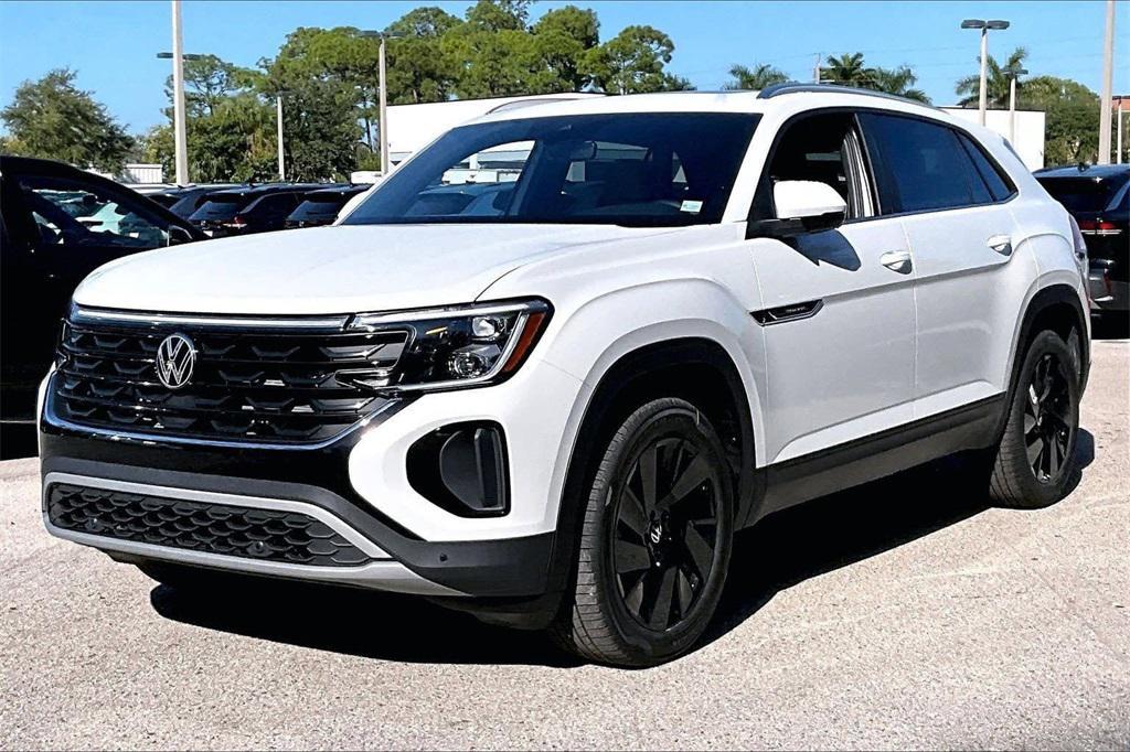 new 2026 Volkswagen Atlas Cross Sport car, priced at $42,816