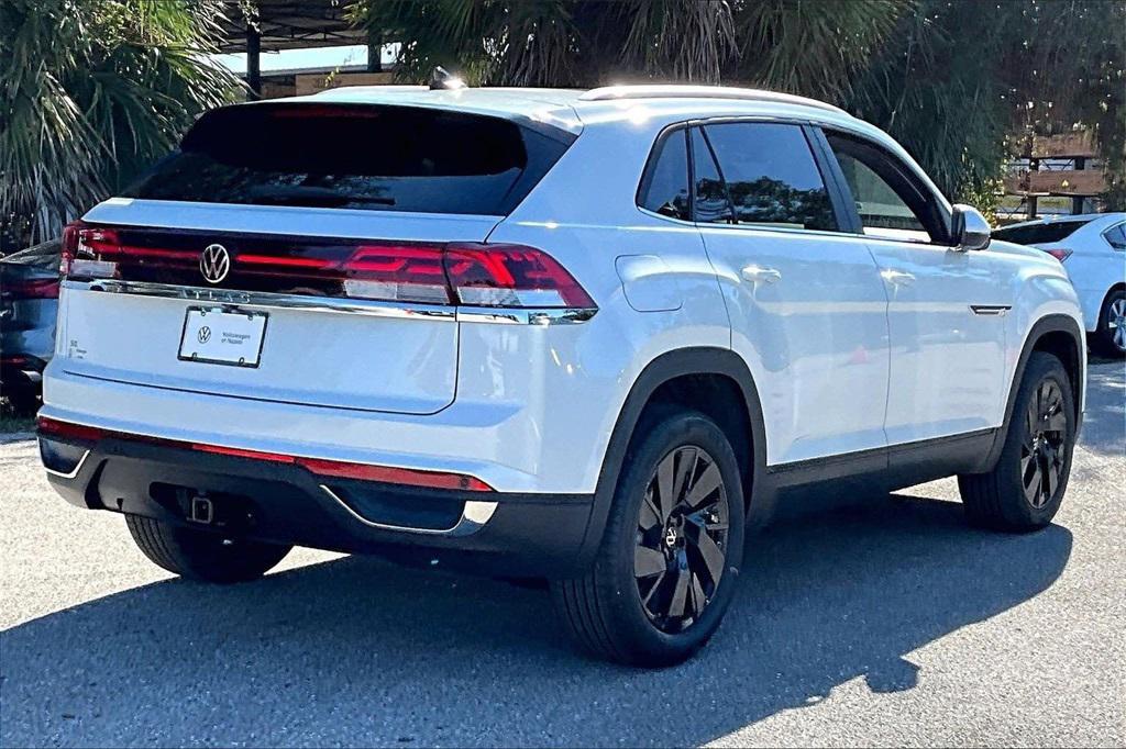 new 2026 Volkswagen Atlas Cross Sport car, priced at $42,816