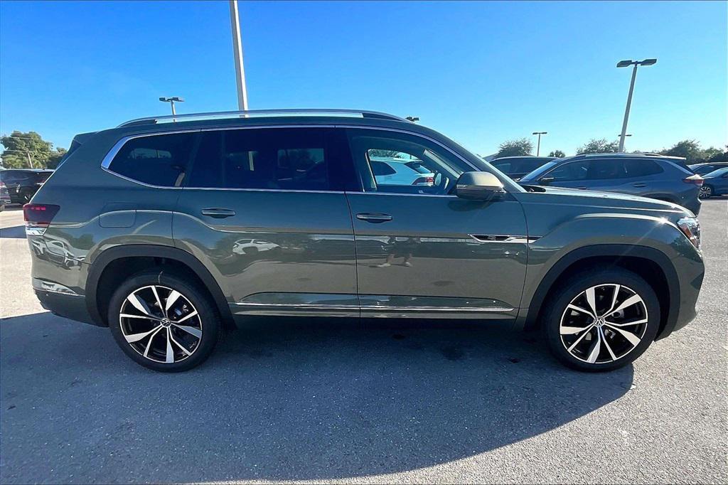 new 2026 Volkswagen Atlas car, priced at $52,394