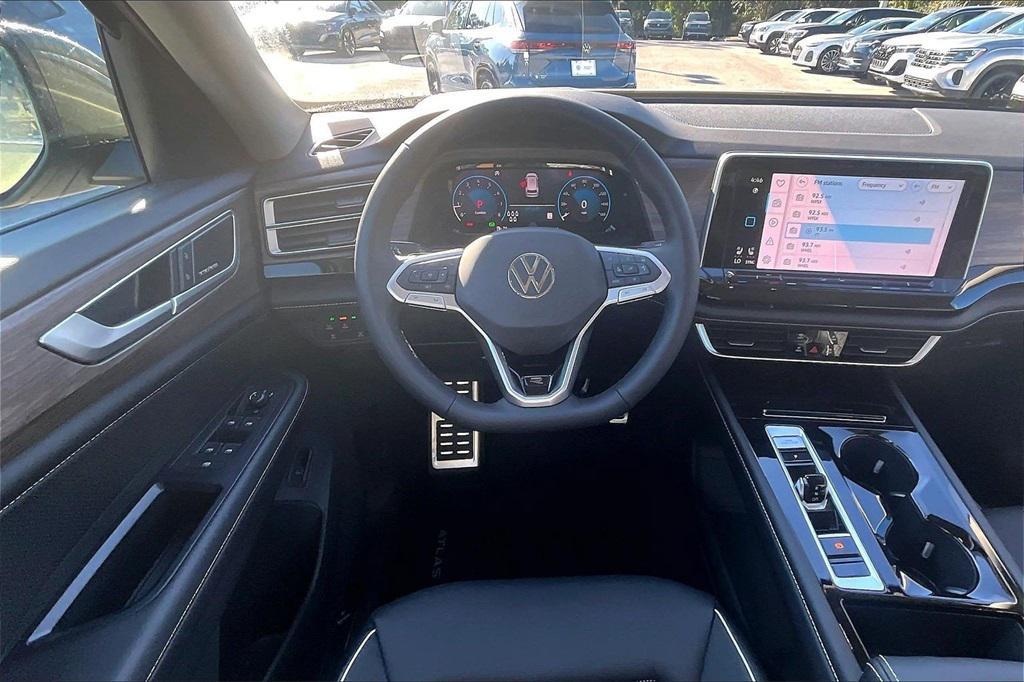new 2026 Volkswagen Atlas car, priced at $52,394