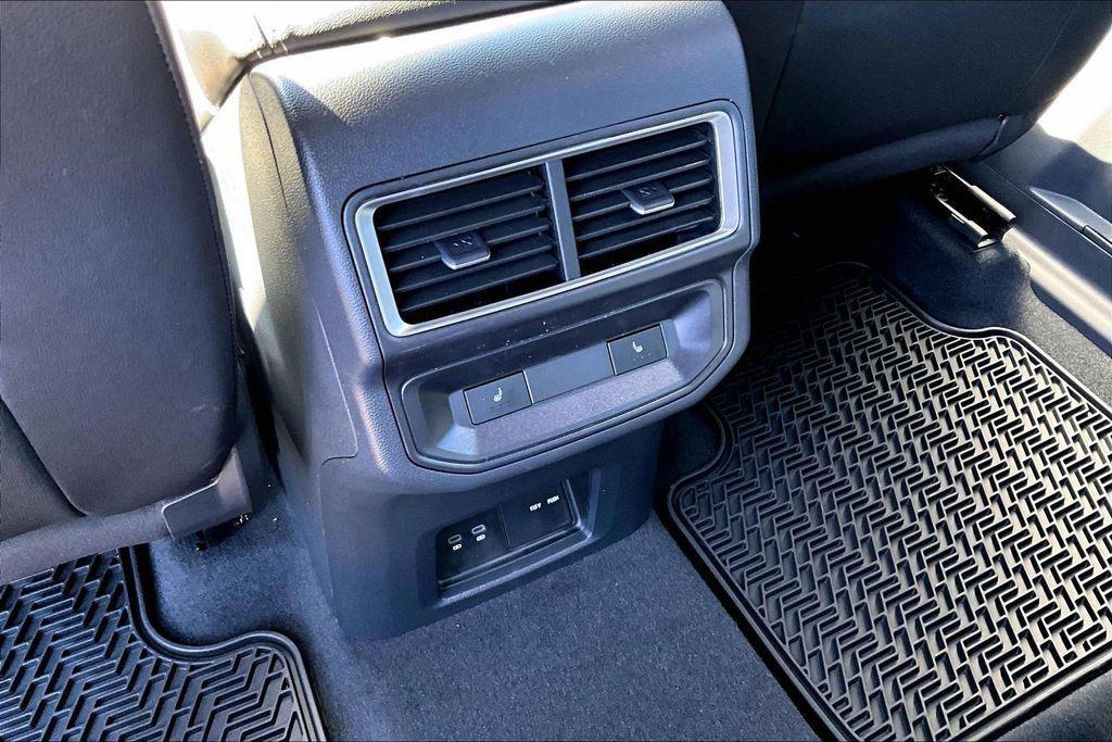 new 2026 Volkswagen Atlas Cross Sport car, priced at $50,985