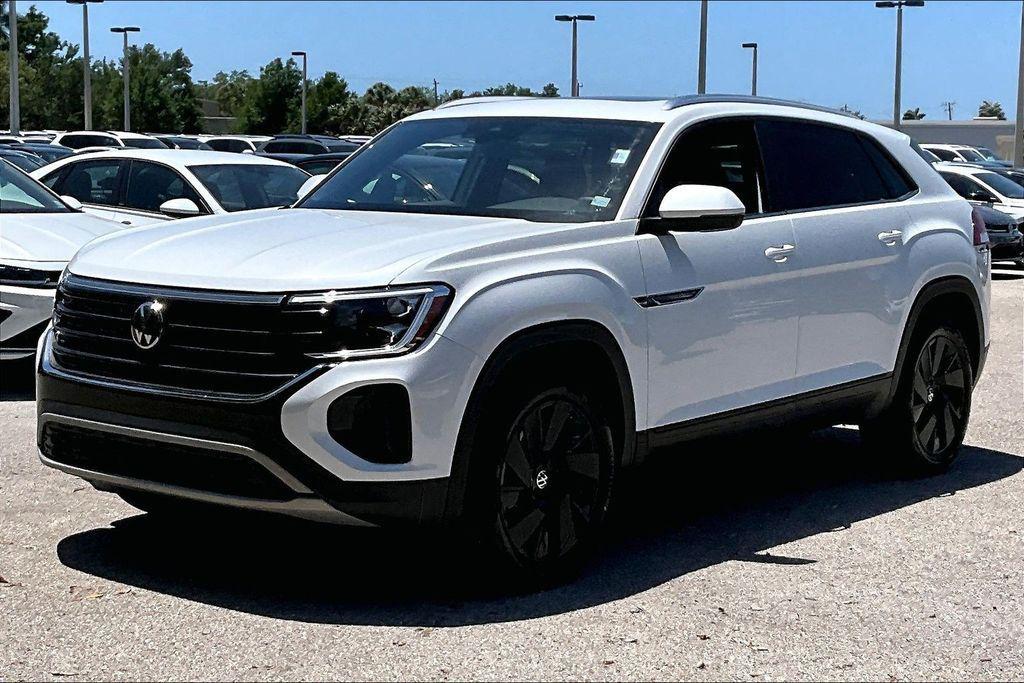 used 2026 Volkswagen Atlas Cross Sport car, priced at $41,250