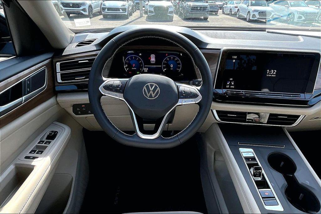 new 2026 Volkswagen Atlas car, priced at $38,733