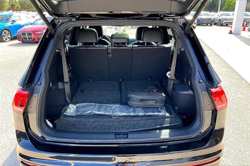 used 2022 Volkswagen Tiguan car, priced at $23,750