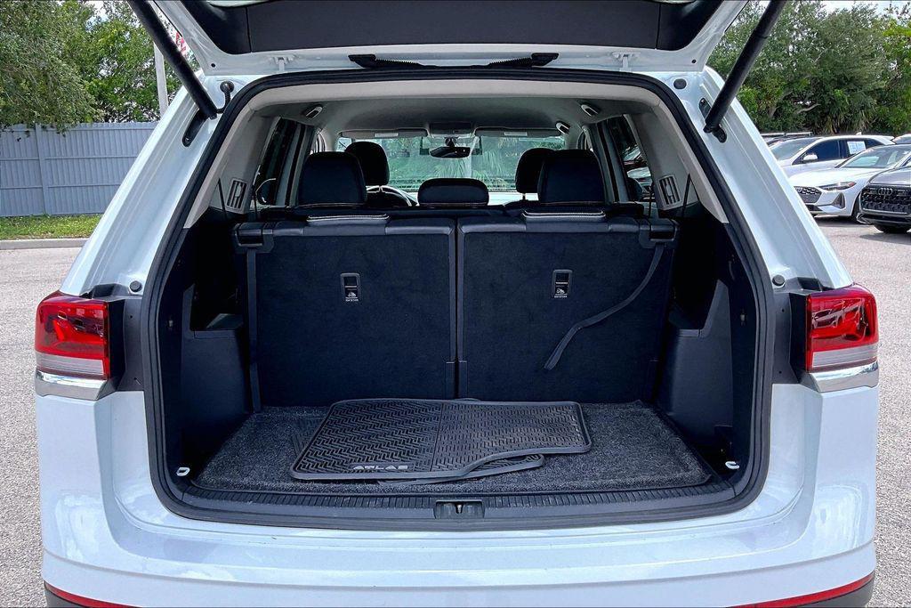 used 2021 Volkswagen Atlas car, priced at $20,999