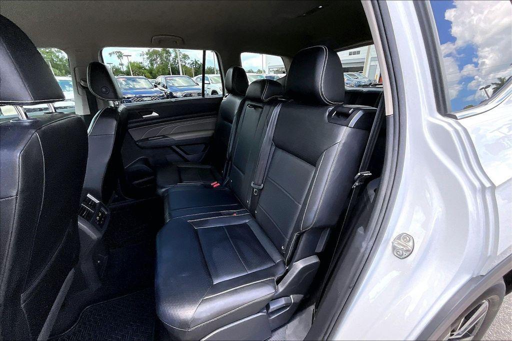 used 2021 Volkswagen Atlas car, priced at $20,999