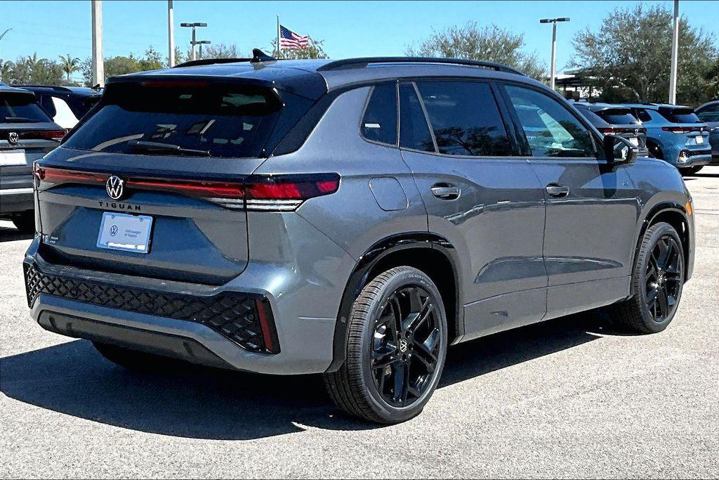 new 2026 Volkswagen Tiguan car, priced at $35,988