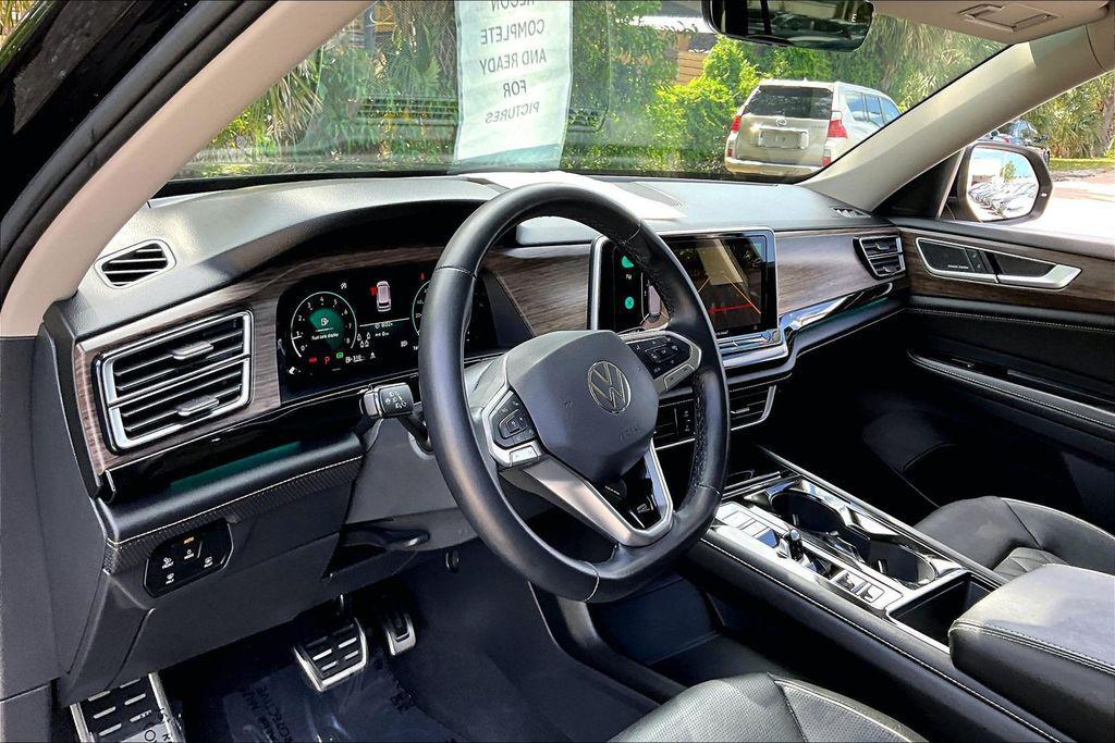 used 2024 Volkswagen Atlas car, priced at $41,099