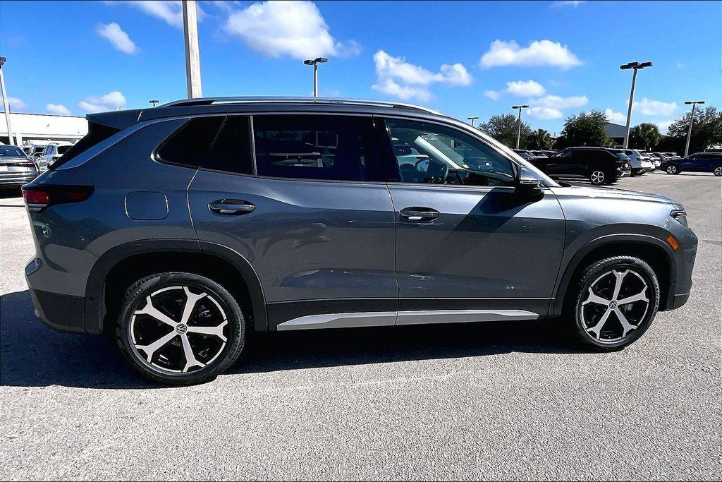 new 2026 Volkswagen Tiguan car, priced at $36,363