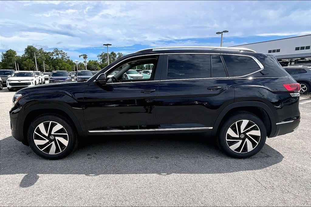 new 2026 Volkswagen Atlas car, priced at $47,554
