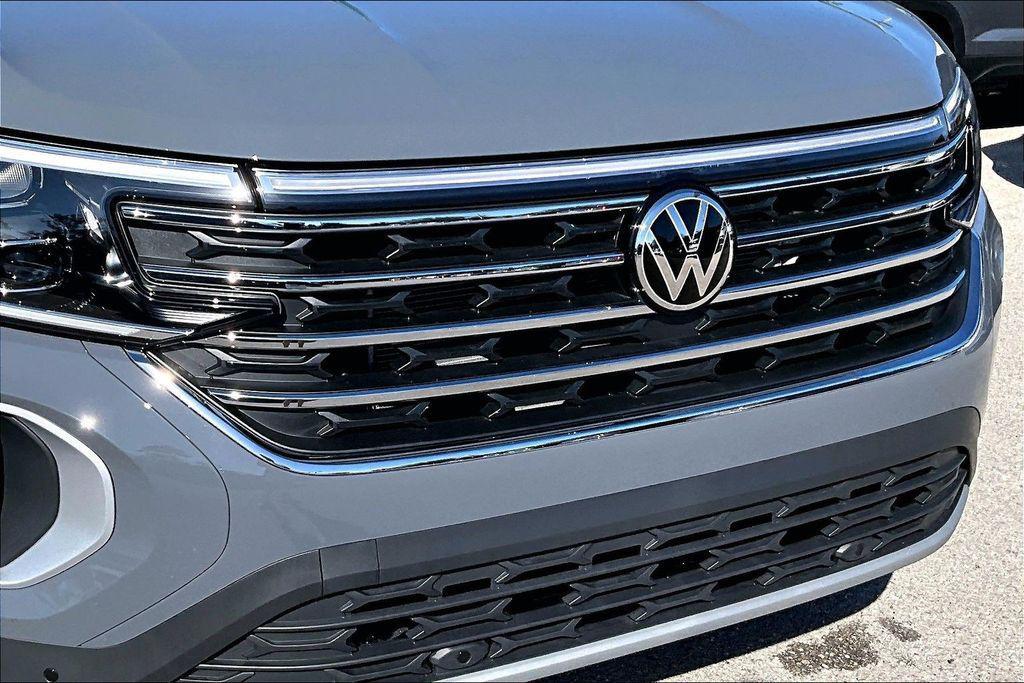 new 2026 Volkswagen Atlas car, priced at $45,340