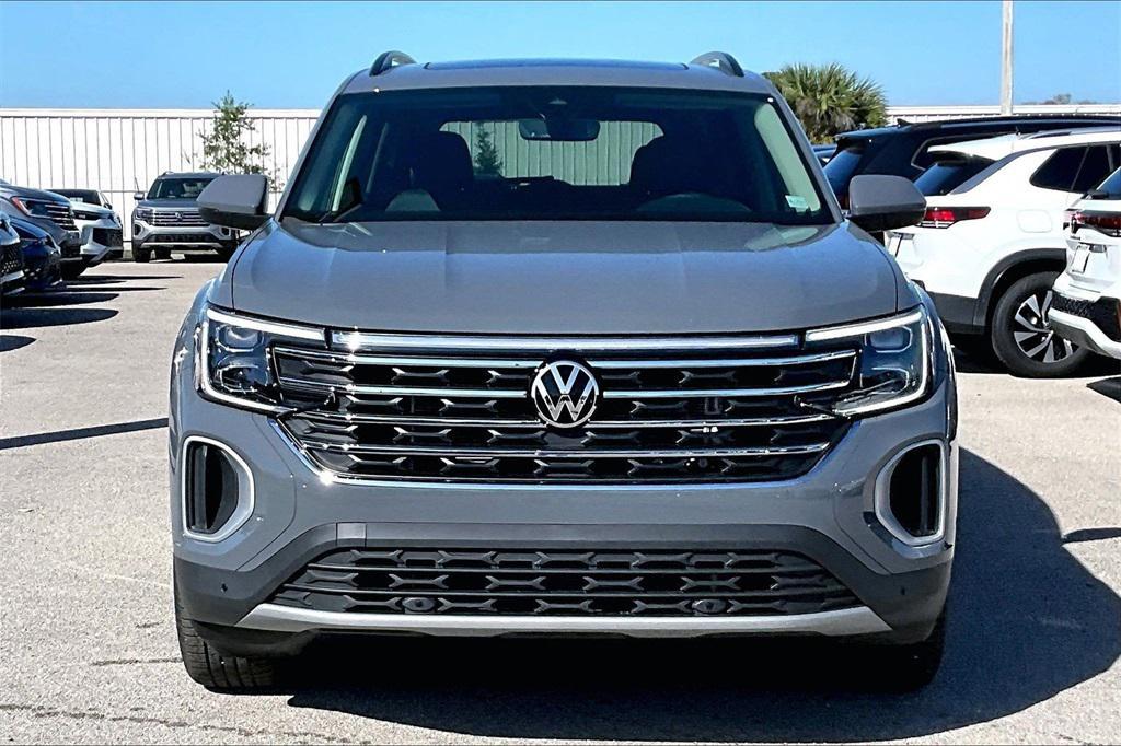 new 2026 Volkswagen Atlas car, priced at $44,340