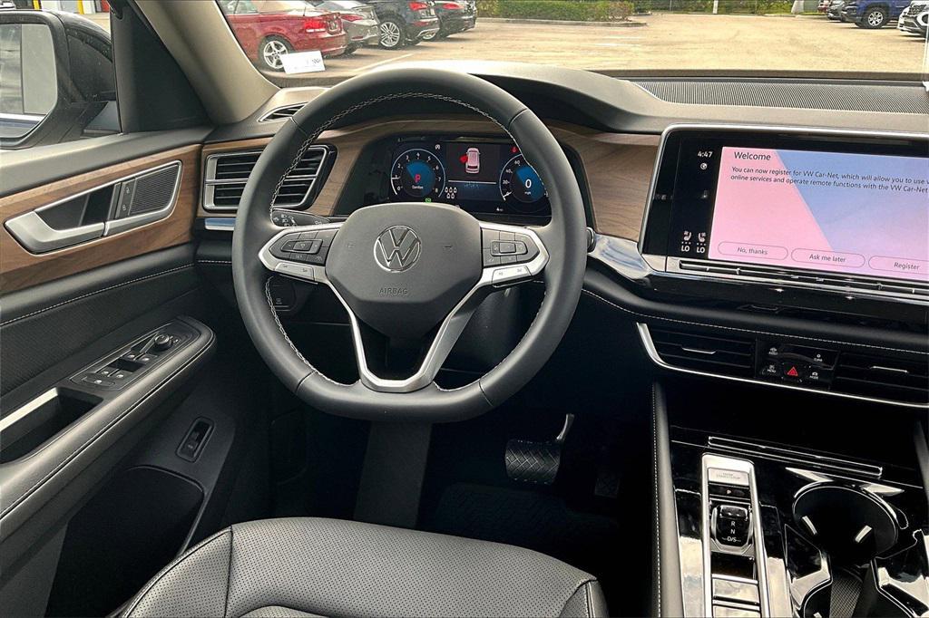new 2026 Volkswagen Atlas car, priced at $42,428