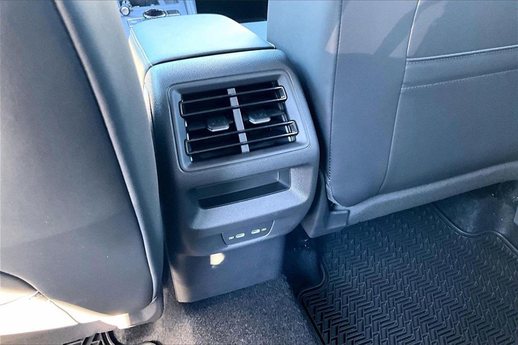 new 2026 Volkswagen Tiguan car, priced at $38,305