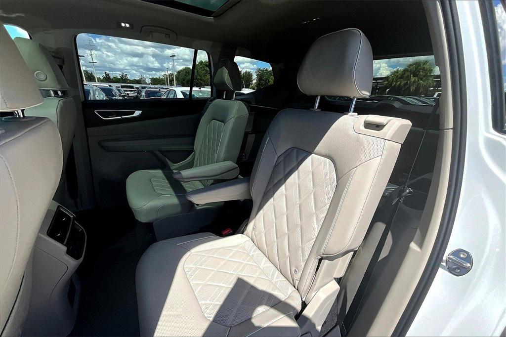 new 2026 Volkswagen Atlas car, priced at $53,429