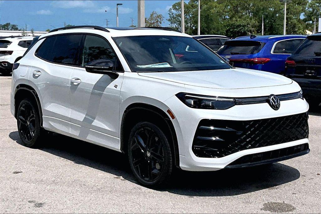new 2026 Volkswagen Tiguan car, priced at $37,982