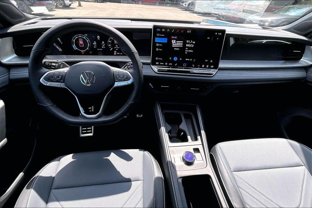 new 2026 Volkswagen Tiguan car, priced at $37,982