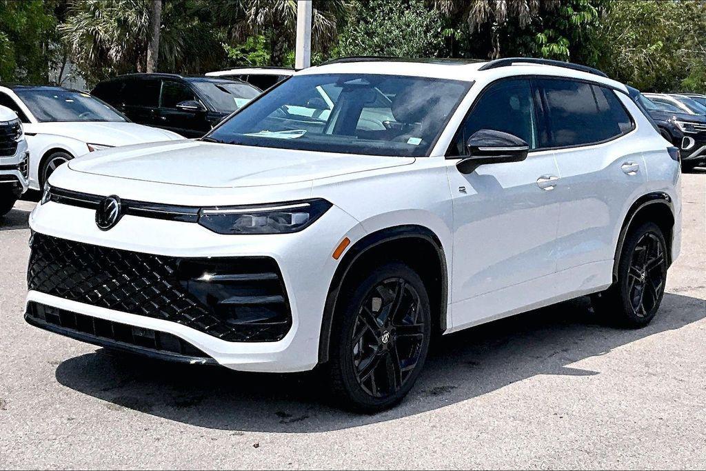new 2026 Volkswagen Tiguan car, priced at $37,982