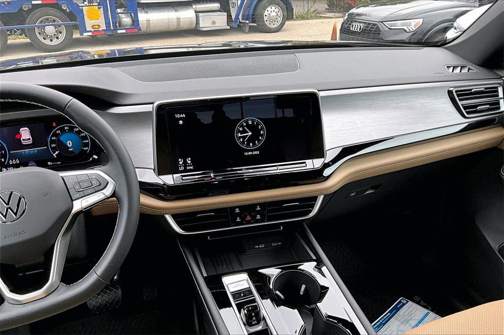 new 2026 Volkswagen Atlas Cross Sport car, priced at $44,406