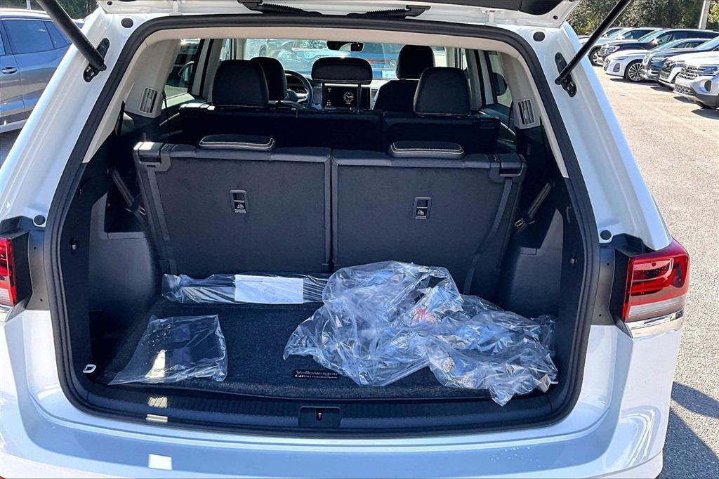 new 2026 Volkswagen Atlas car, priced at $37,798