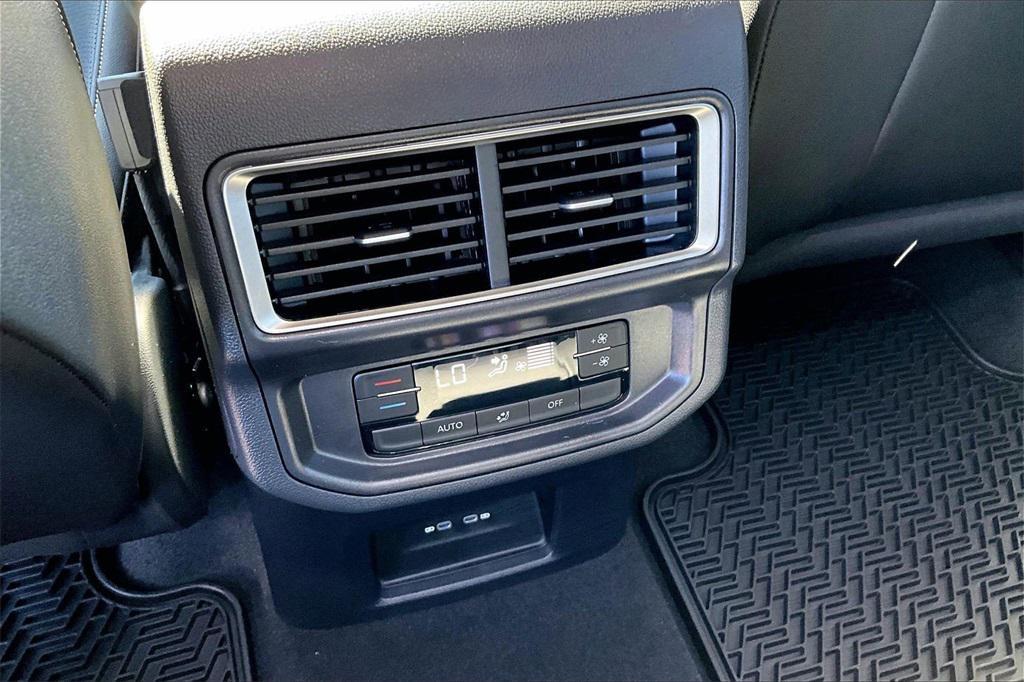 new 2026 Volkswagen Atlas car, priced at $37,798