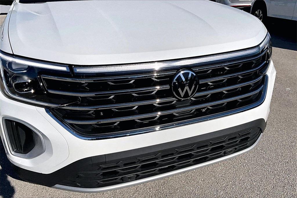 new 2026 Volkswagen Atlas car, priced at $37,798