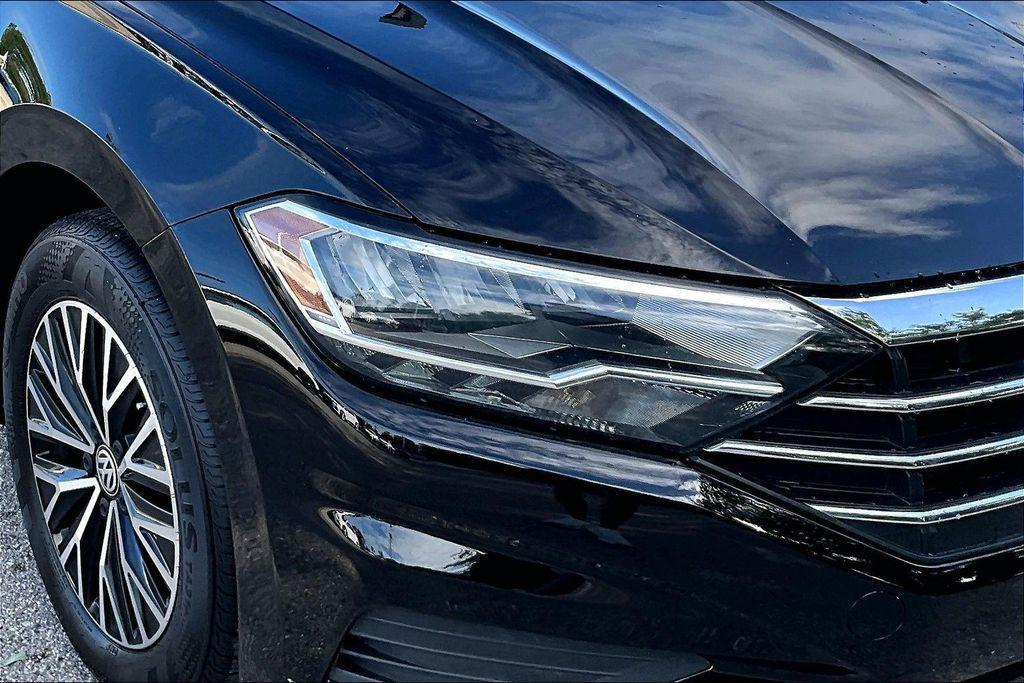 used 2021 Volkswagen Jetta car, priced at $14,437