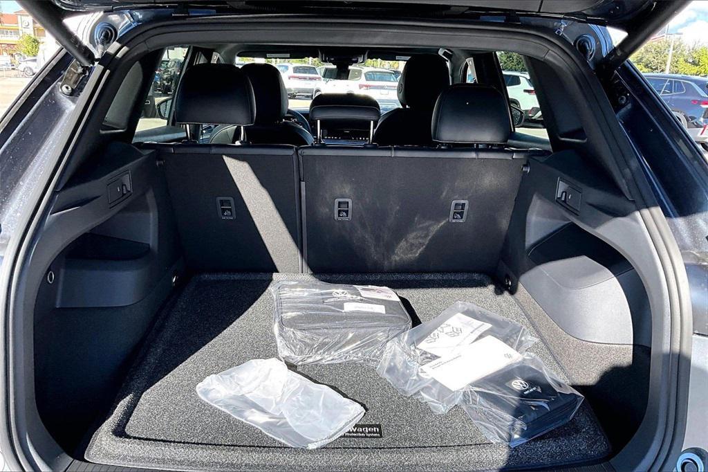 new 2026 Volkswagen Tiguan car, priced at $38,939