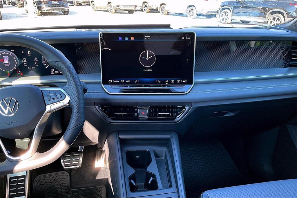 new 2026 Volkswagen Tiguan car, priced at $38,939