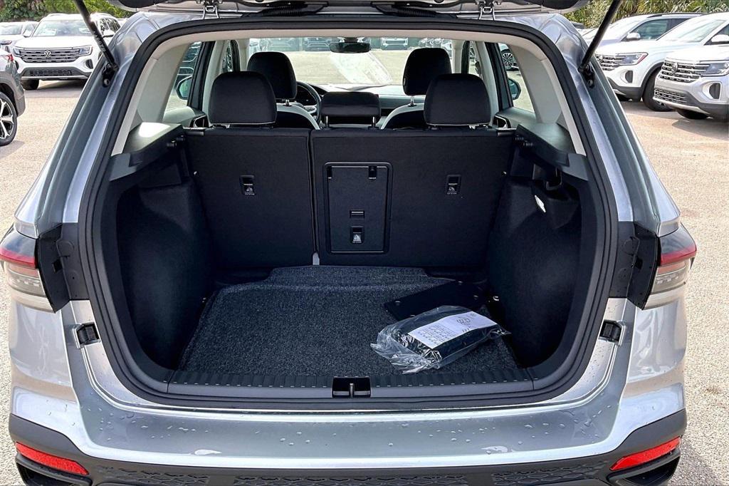 new 2026 Volkswagen Taos car, priced at $27,177