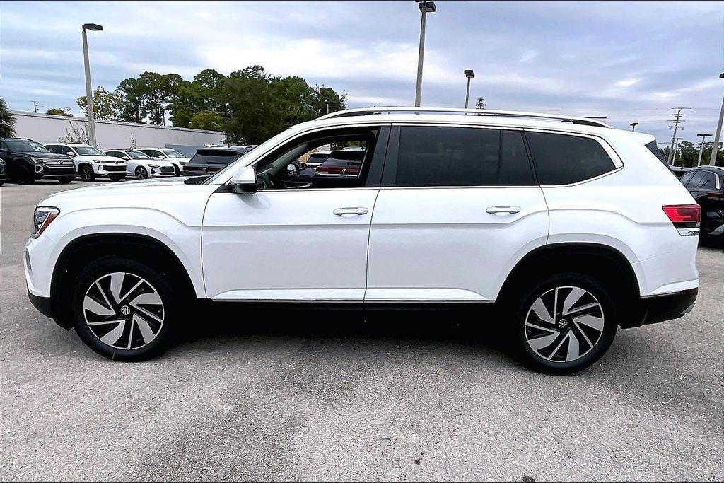 new 2026 Volkswagen Atlas car, priced at $49,491