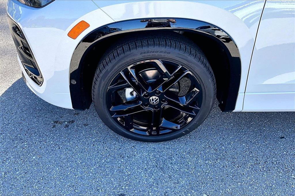 new 2026 Volkswagen Tiguan car, priced at $37,840