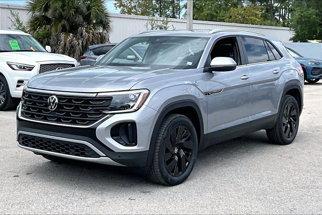 new 2026 Volkswagen Atlas Cross Sport car, priced at $43,815