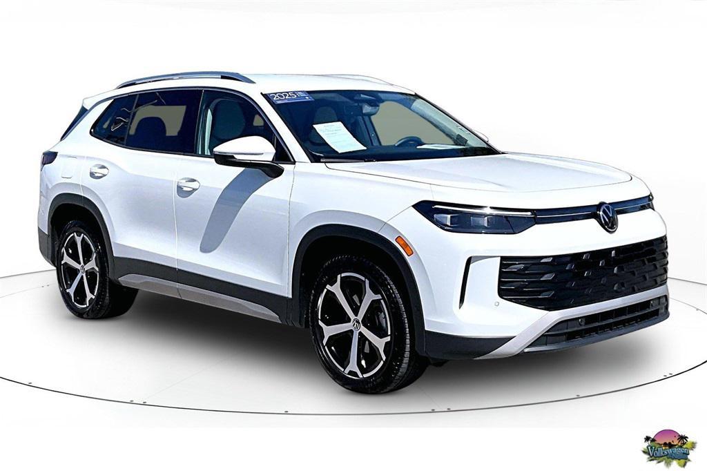 used 2025 Volkswagen Tiguan car, priced at $30,499