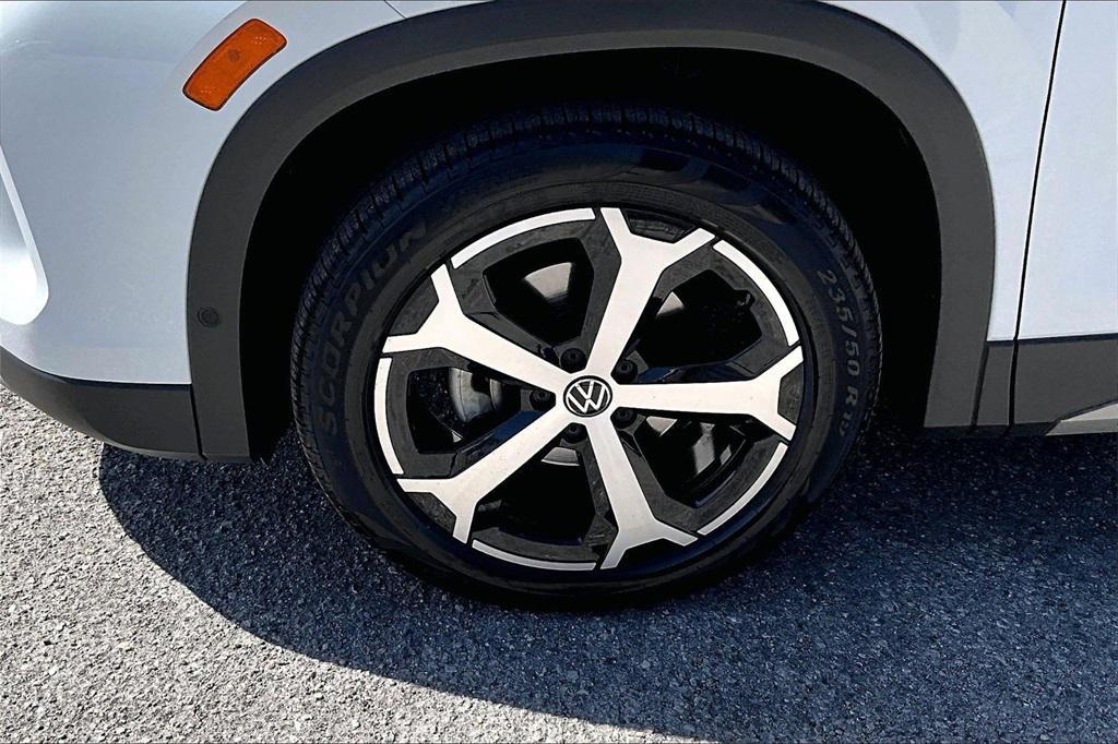 used 2025 Volkswagen Tiguan car, priced at $30,499