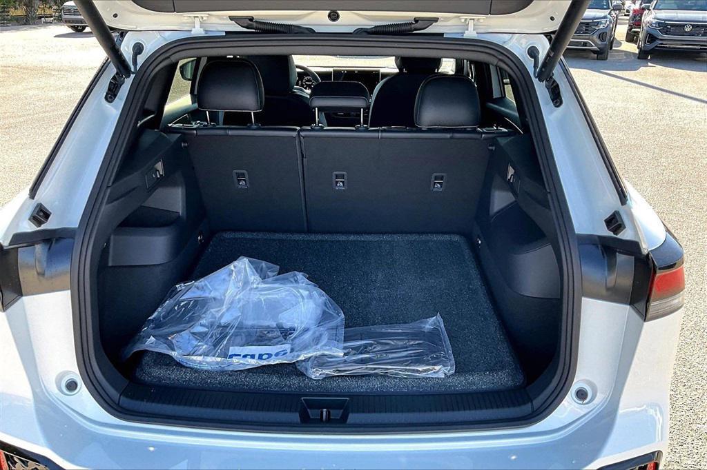 new 2026 Volkswagen Tiguan car, priced at $38,220