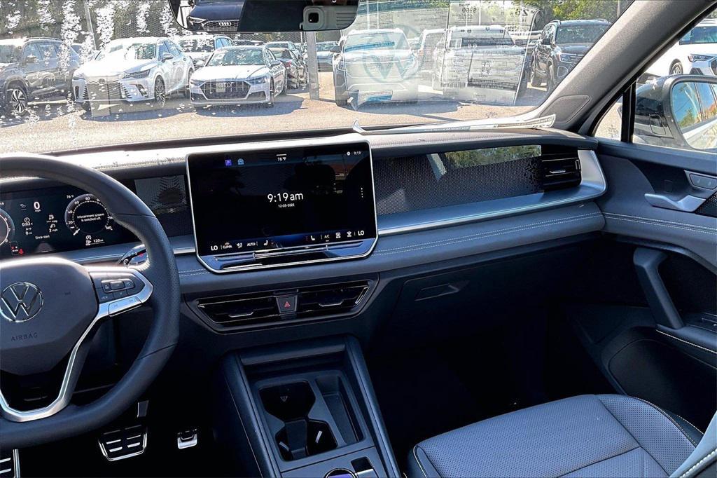 new 2026 Volkswagen Tiguan car, priced at $38,220