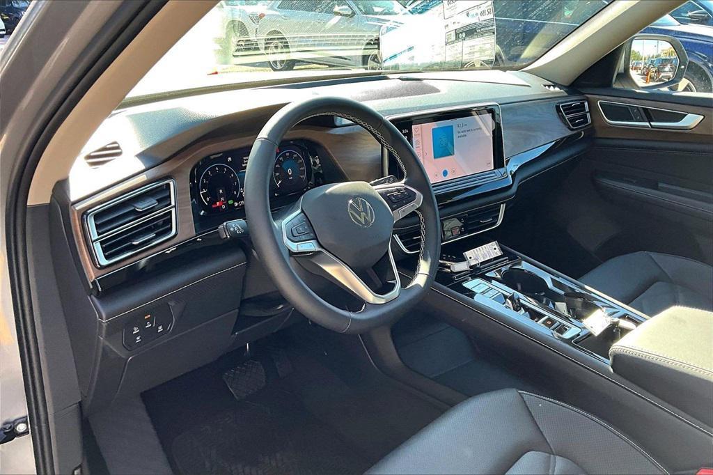 new 2026 Volkswagen Atlas car, priced at $42,602