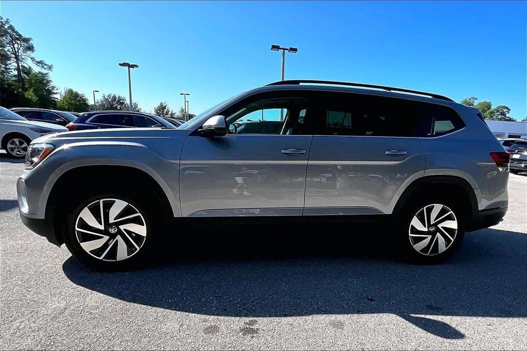 new 2026 Volkswagen Atlas car, priced at $42,602